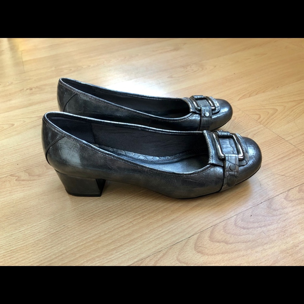 Never Worn Life Stride Heels